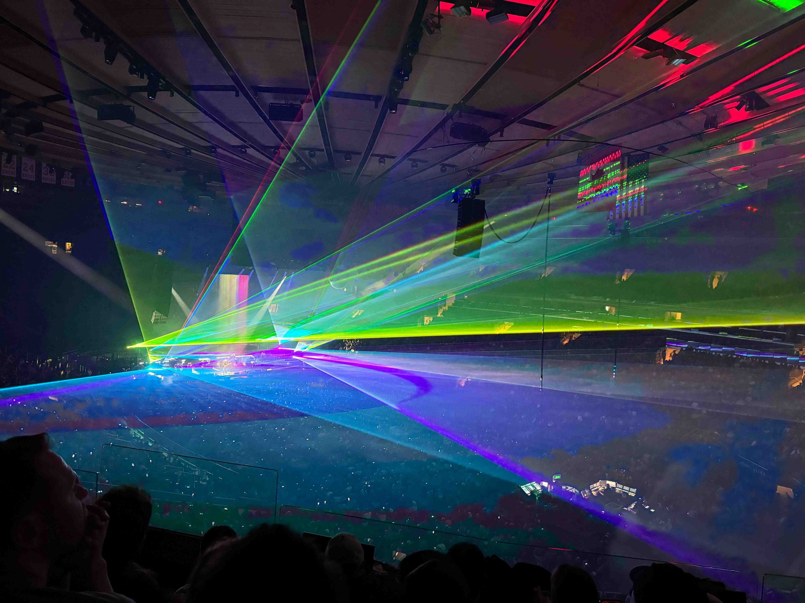 David Gilmour's laser light show during Comfortably Numb